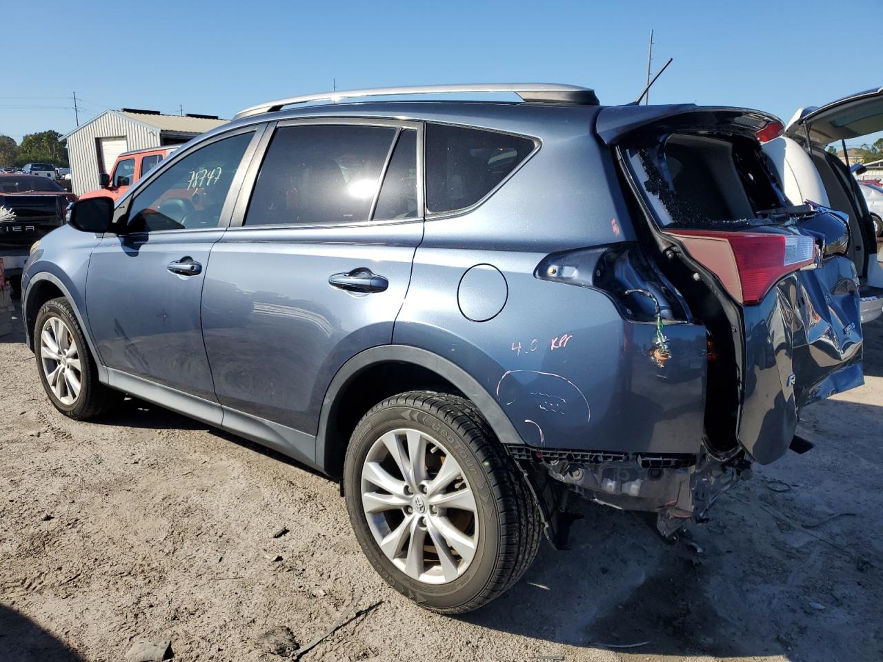 Image 2 of 2013 TOYOTA RAV4 LIMITED 2013 with VIN 2T3YFREV4DW066563