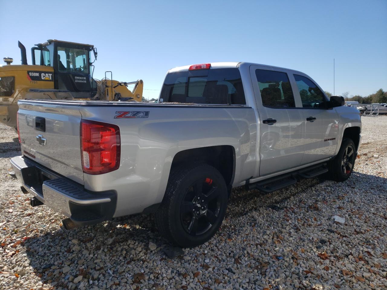 Изображение 3 2017 CHEVROLET SILVERADO K1500 LTZ 2017 с VIN 3GCUKSEJ7HG475127