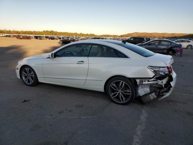Obraz 2 z 2013 MERCEDES-BENZ E 350 4MATIC 2013 z VIN WDDKJ8JB5DF184414