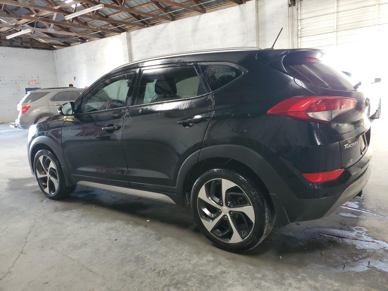 Obraz 2 z 2017 HYUNDAI TUCSON LIMITED 2017 z VIN KM8J33A2XHU314705