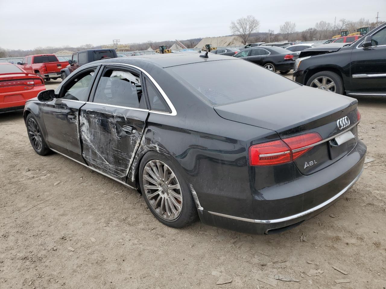 Obraz 2 z 2015 AUDI A8 L QUATTRO 2015 z VIN WAU32AFDXFN031899