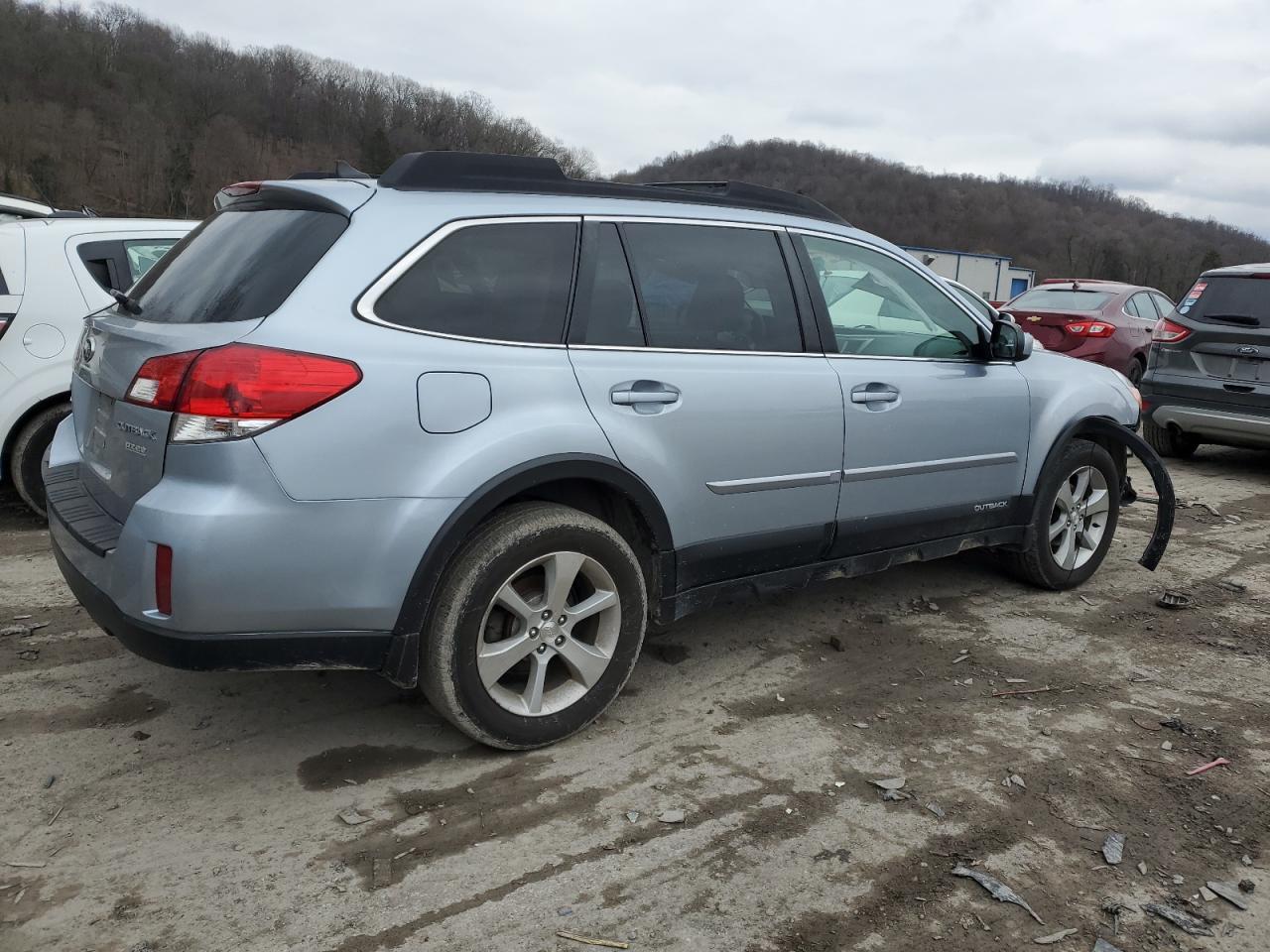 Изображение 3 2014 SUBARU OUTBACK 2.5I LIMITED 2014 с VIN 4S4BRBLC3E3246459