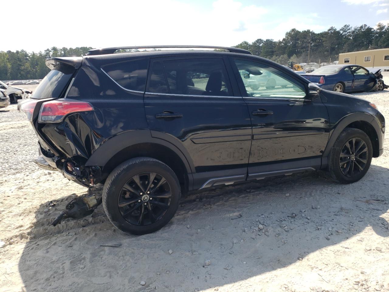 Изображение 3 2018 TOYOTA RAV4 ADVENTURE 2018 с VIN 2T3RFREVXJW701219