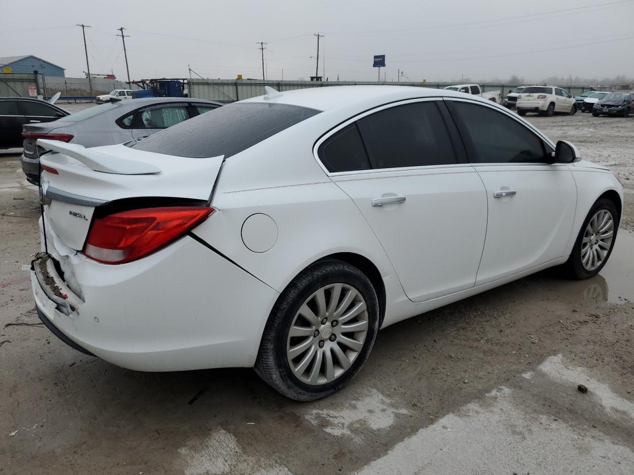 Image 3 of 2012 BUICK REGAL PREMIUM 2012 with VIN 2G4GS5EK2C9127256