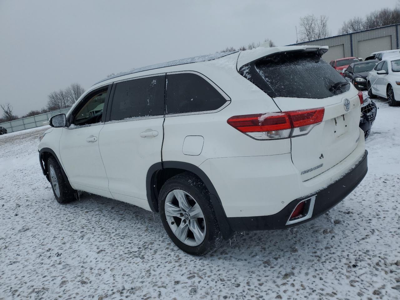 Изображение 2 2018 TOYOTA HIGHLANDER LIMITED 2018 с VIN 5TDDZRFH6JS800406
