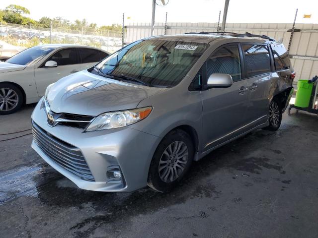 Image 1 of 2020 TOYOTA SIENNA XLE 2020 with VIN 5TDYZ3DCXLS075353
