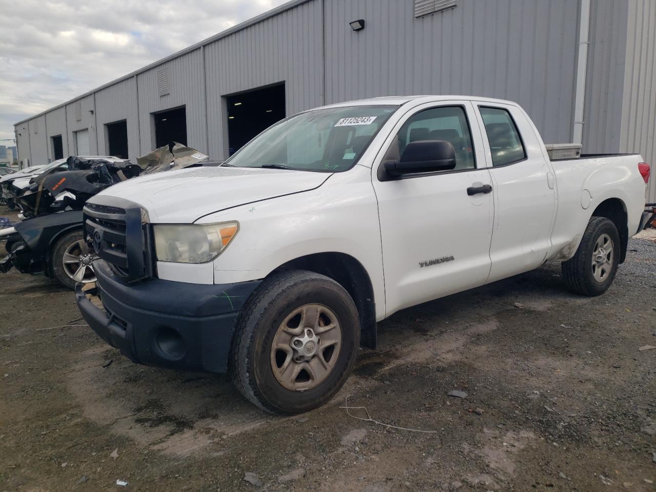 Изображение 1 2013 TOYOTA TUNDRA DOUBLE CAB SR5 2013 с VIN 5TFRU5F13DX029160