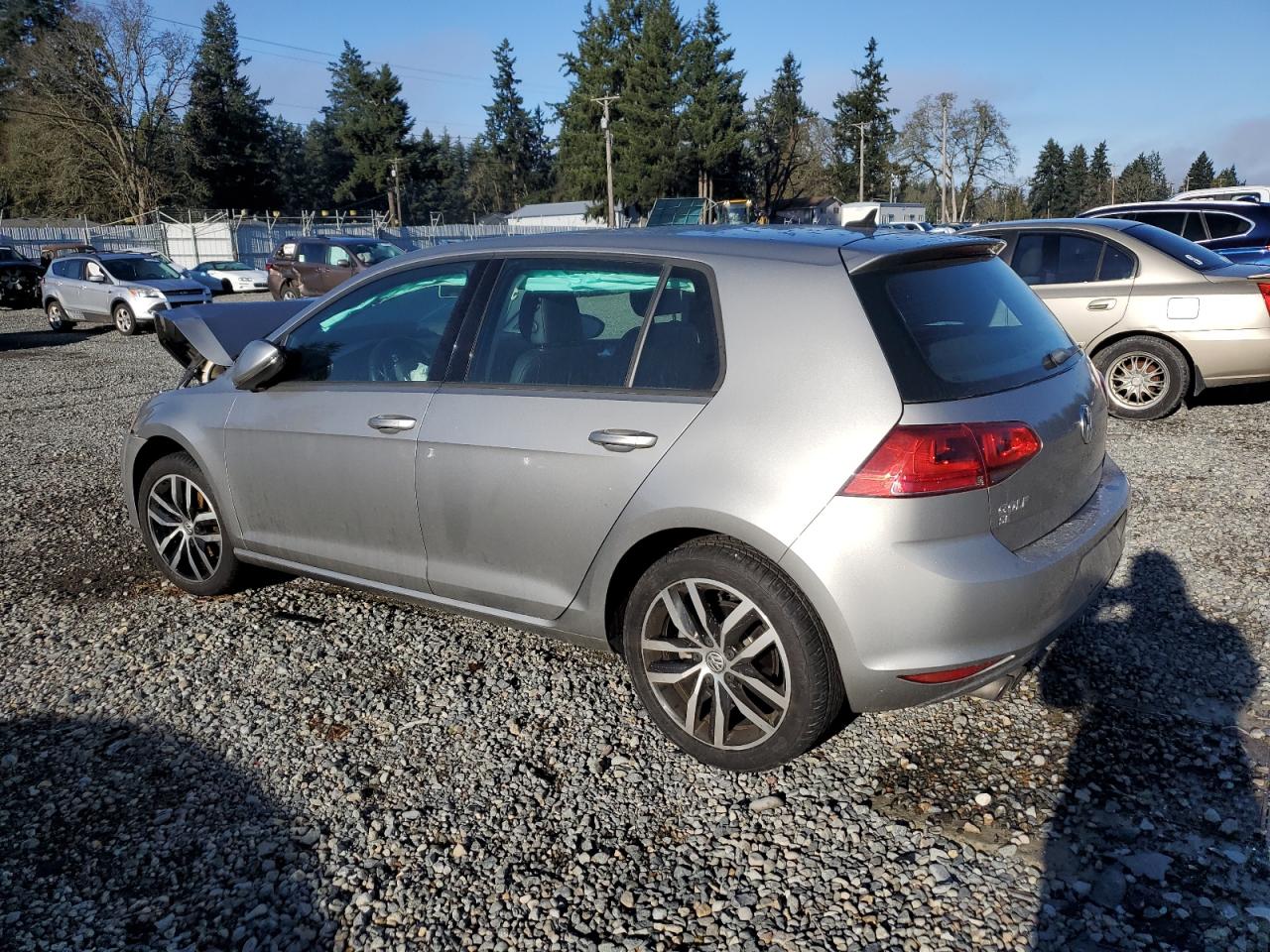 Image 2 of 2016 VOLKSWAGEN GOLF S/SE 2016 with VIN 3VW217AU4GM023527