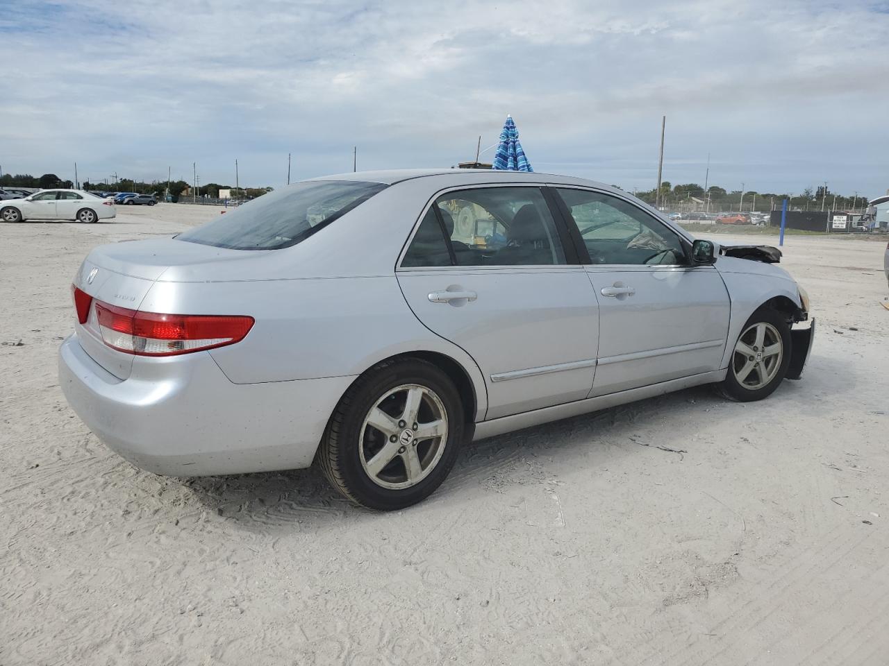 Image 3 of 2003 HONDA ACCORD EX 2003 with VIN JHMCM56663C024248