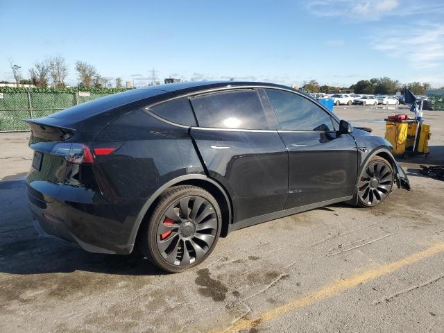 Obraz 3 z 2023 TESLA MODEL Y  2023 z VIN 7SAYGDEF5PF660519