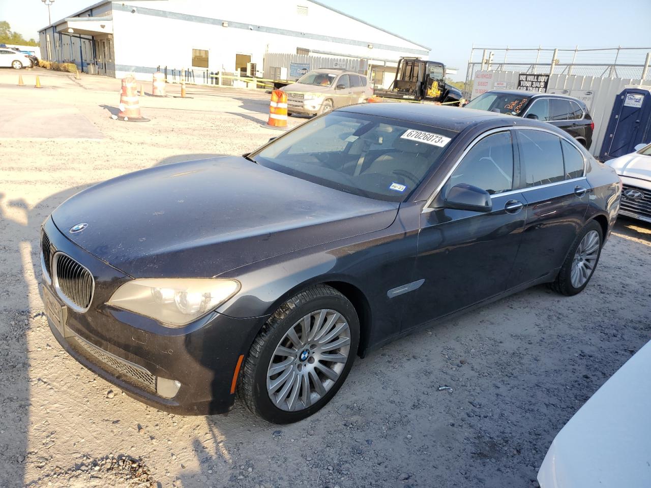 Изображение 1 2012 BMW 750 I 2012 с VIN WBAKA8C57CDS99539
