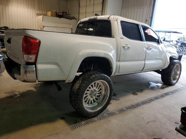 Image 3 of 2016 TOYOTA TACOMA DOUBLE CAB 2016 with VIN 5TFAX5GN5GX070688