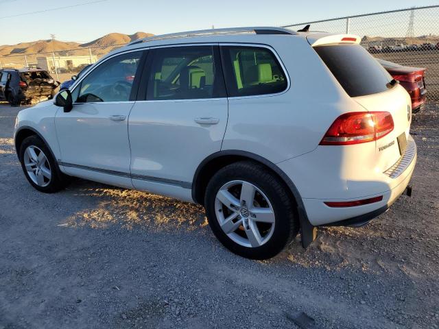 Image 2 of 2013 VOLKSWAGEN TOUAREG V6 TDI 2013 with VIN WVGEP9BP1DD002737