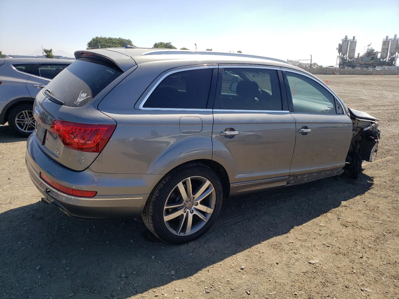 Image 3 of 2012 AUDI Q7 PREMIUM PLUS 2012 with VIN WA1LMBFE6CD005405