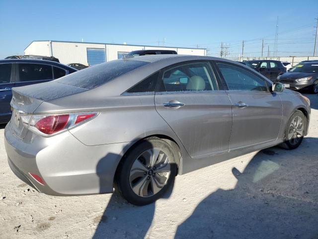 Image 3 of 2013 HYUNDAI SONATA HYBRID 2013 with VIN KMHEC4A41DA098554