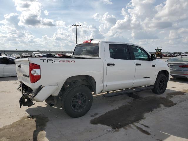 Obraz 3 z 2020 TOYOTA TUNDRA CREWMAX SR5 2020 z VIN 5TFDY5F18LX880898