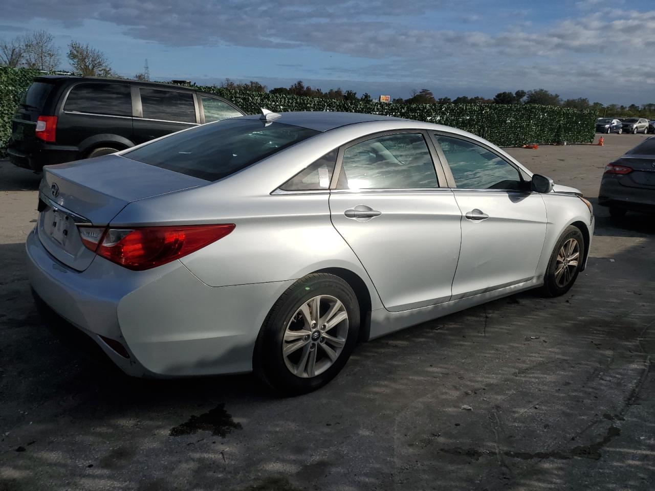 Image 3 of 2014 HYUNDAI SONATA GLS 2014 with VIN 5NPEB4ACXEH845741