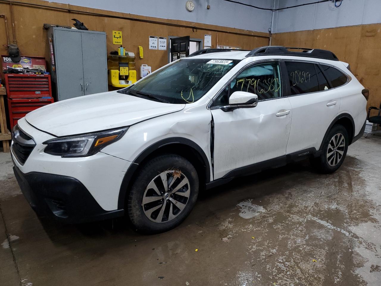 Изображение 1 2022 SUBARU OUTBACK PREMIUM 2022 с VIN 4S4BTADC0N3220850