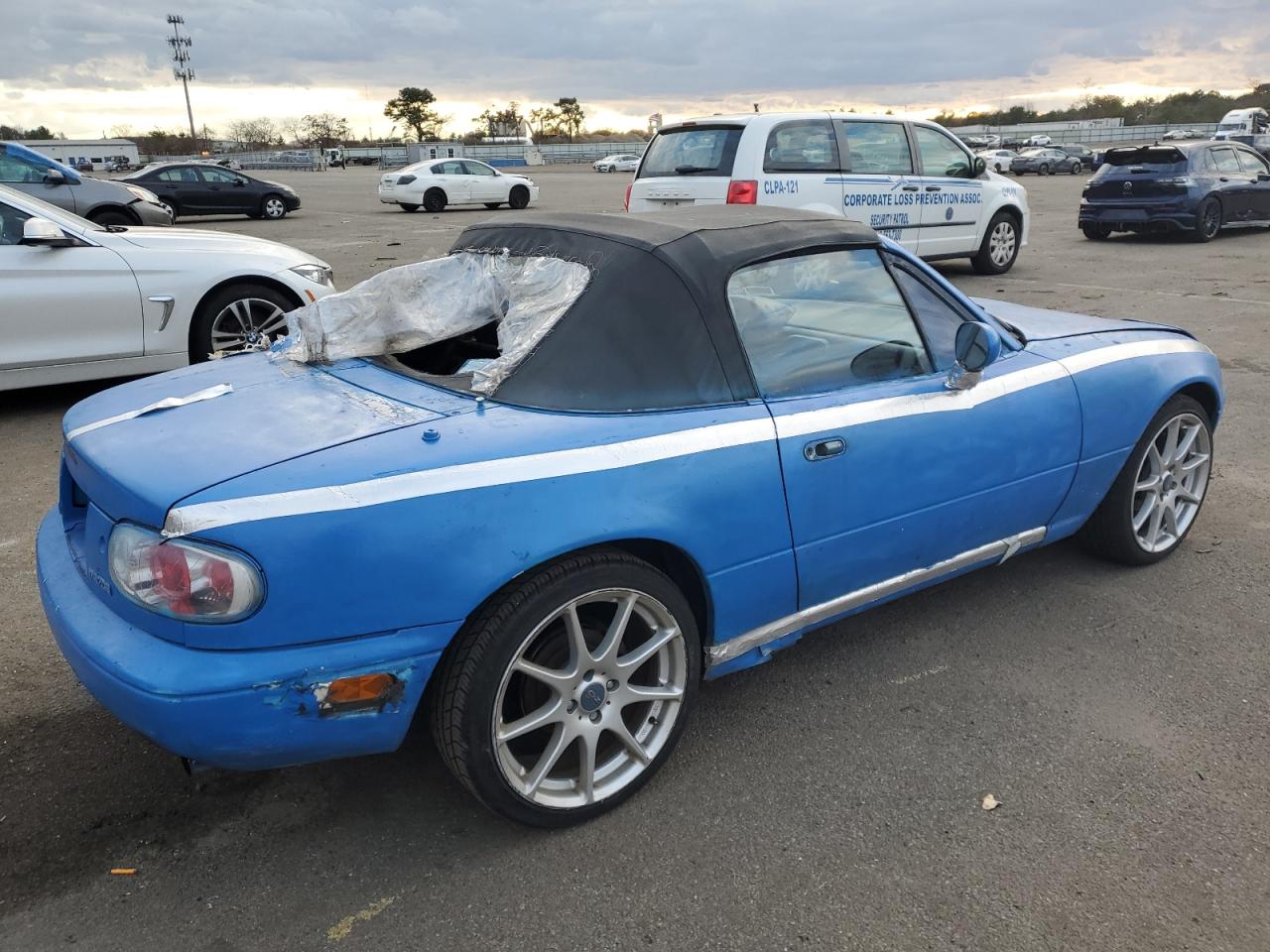 Obraz 3 z 1990 MAZDA MX-5 MIATA  1990 z VIN JM1NA3514L0147433