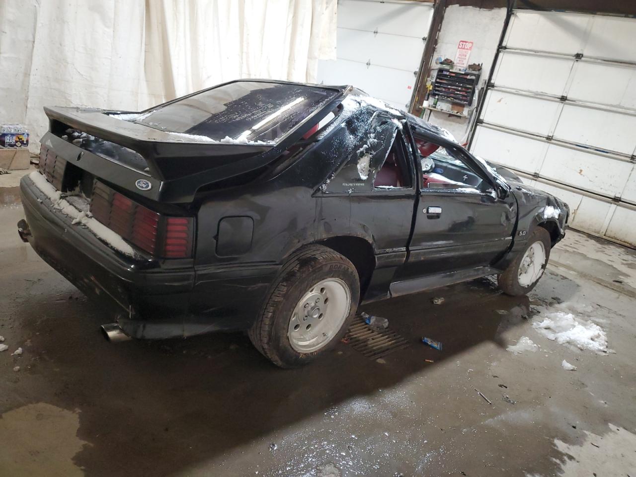 Image 3 of 1989 FORD MUSTANG GT 1989 with VIN 1FABP42E4KF159596