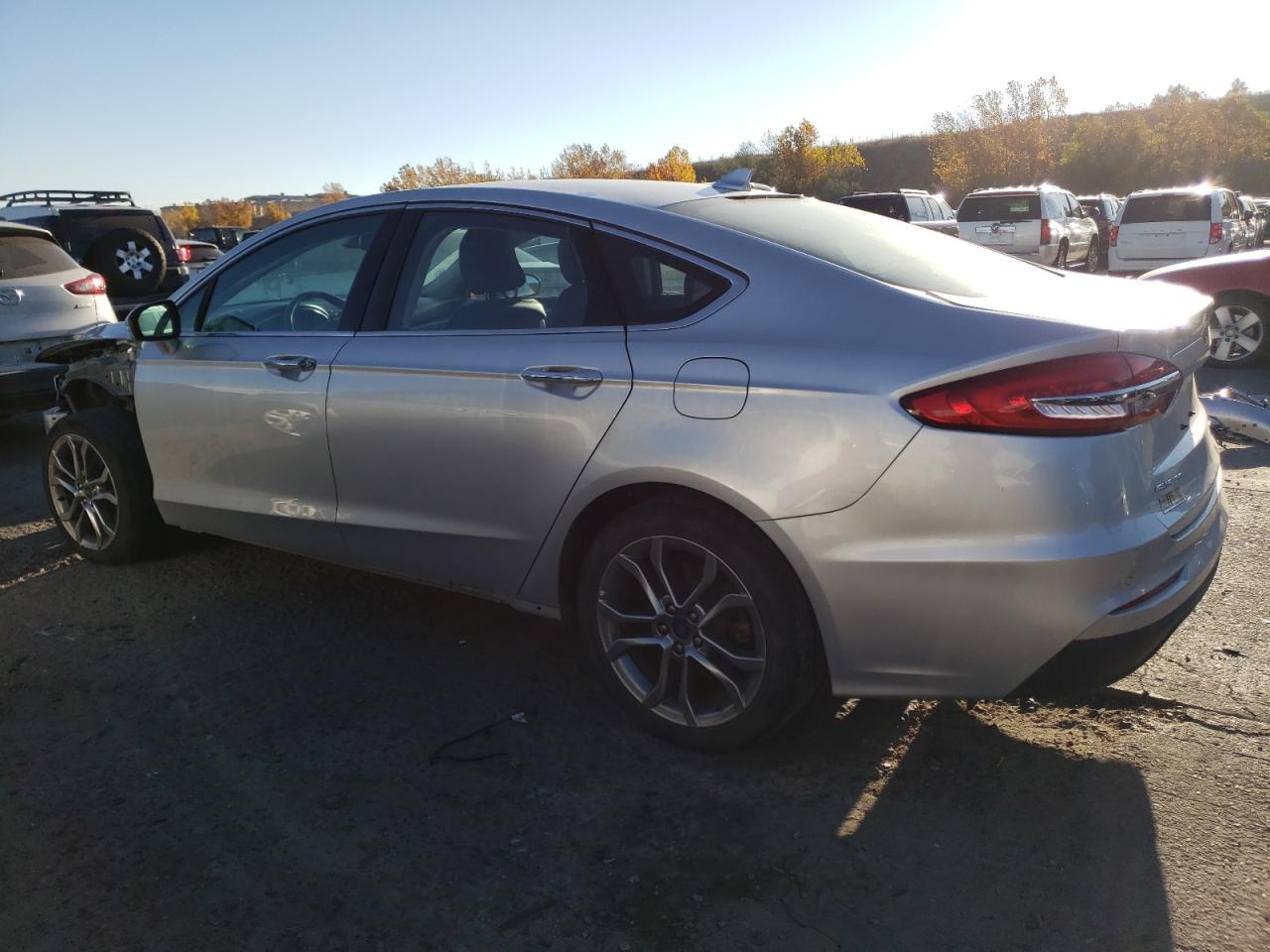 Изображение 2 2019 FORD FUSION SEL 2019 с VIN 3FA6P0CDXKR150663