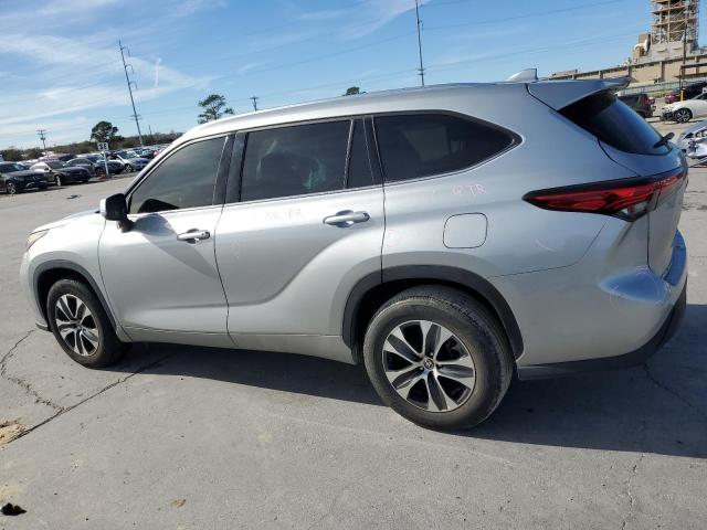 Image 2 of 2021 TOYOTA HIGHLANDER XLE 2021 with VIN 5TDGZRAH2MS516456