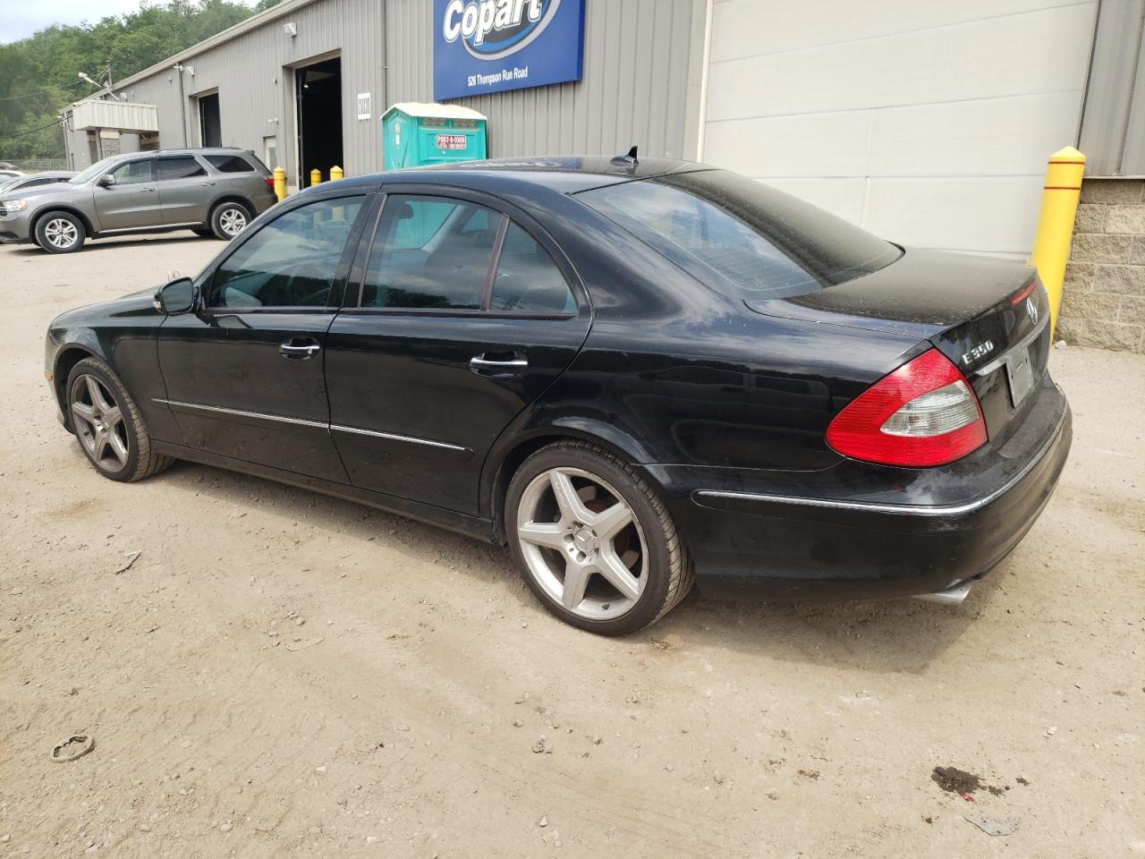 Obraz 2 z 2009 MERCEDES-BENZ E 350 4MATIC 2009 z VIN WDBUF87X19B391225