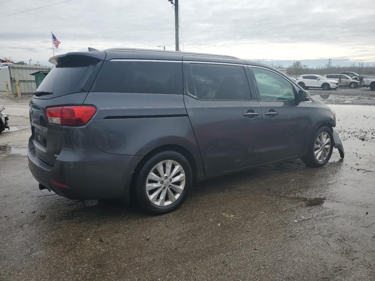 Obraz 3 z 2016 KIA SEDONA EX 2016 z VIN KNDMC5C10G6116512