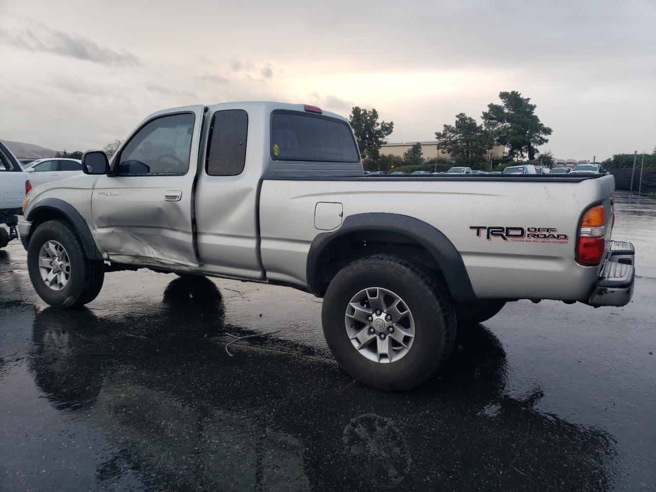 Image 2 of 2001 TOYOTA TACOMA XTRACAB PRERUNNER 2001 with VIN 5TESN92NX1Z742320