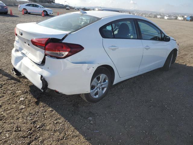 Image 3 of 2018 KIA FORTE LX 2018 with VIN 3KPFK4A70JE256624