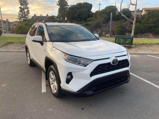 Изображение 1 2020 TOYOTA RAV4 XLE 2020 с VIN 2T3RWRFV9LW066219