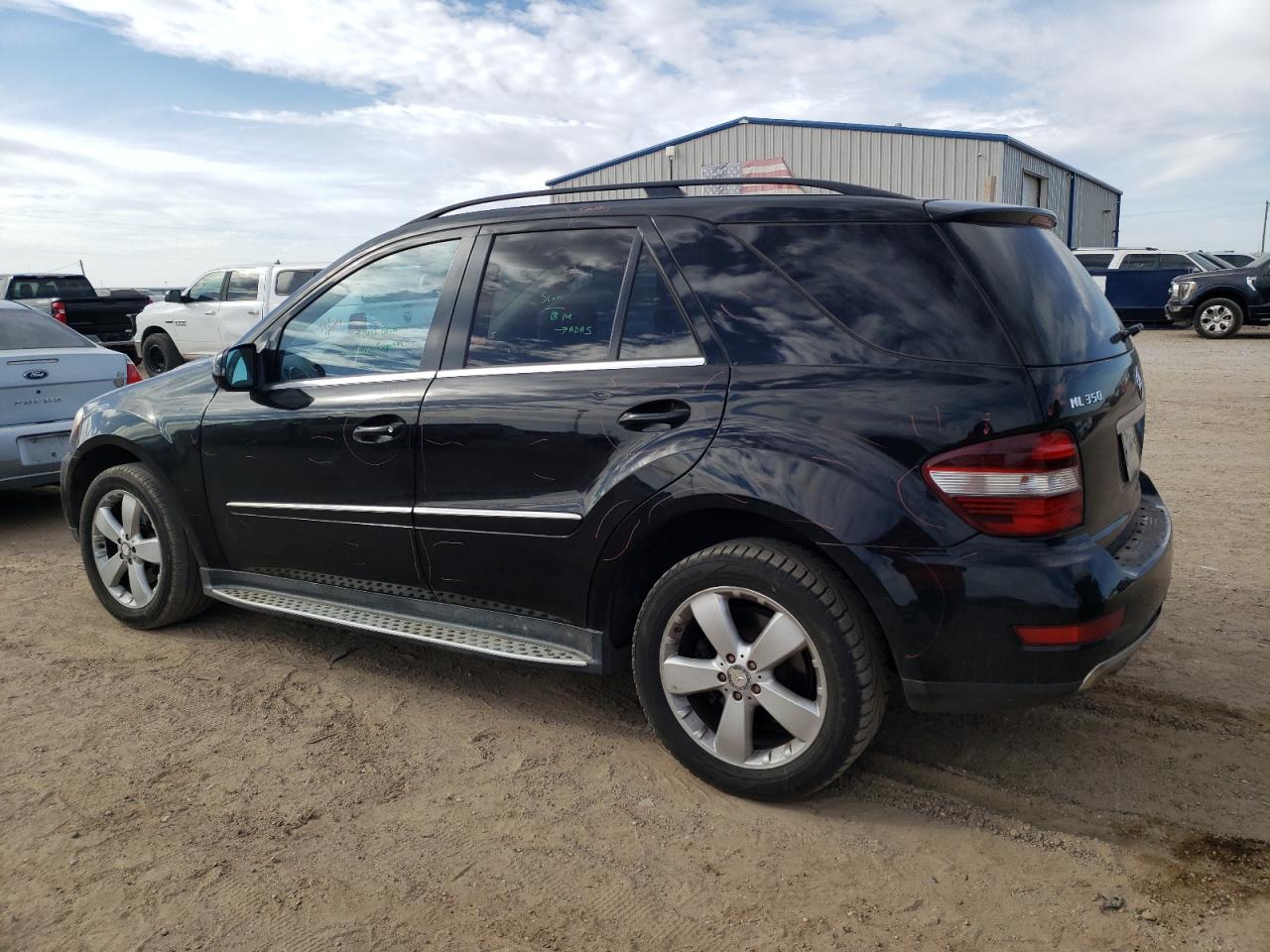 Obraz 2 z 2010 MERCEDES-BENZ ML 350 2010 z VIN 4JGBB5GB9AA577057