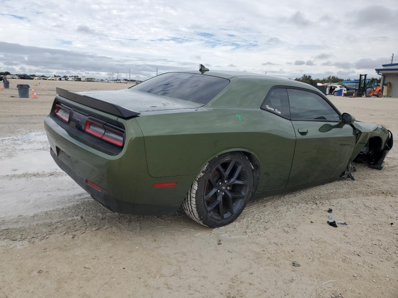 Obraz 3 z 2021 DODGE CHALLENGER R/T 2021 z VIN 2C3CDZBT1MH517424