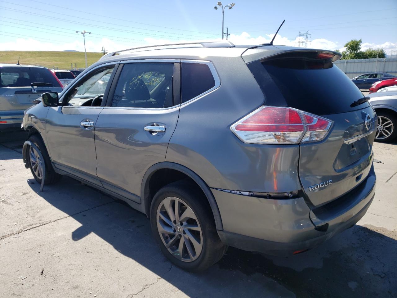 Image 2 of 2016 NISSAN ROGUE S 2016 with VIN KNMAT2MV0GP722101