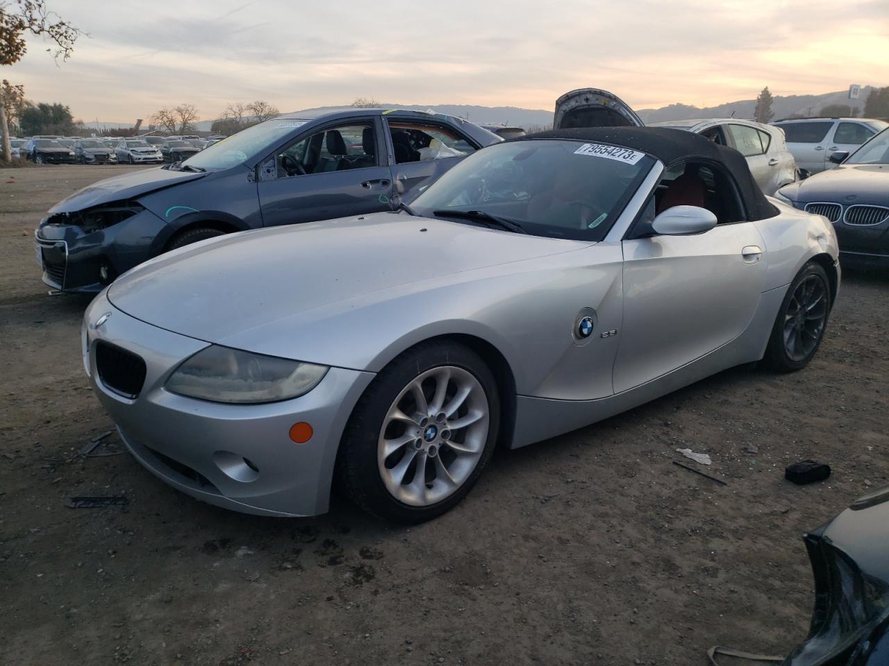 Image 1 of 2005 BMW Z4 2.5 2005 with VIN 4USBT33545LS55971