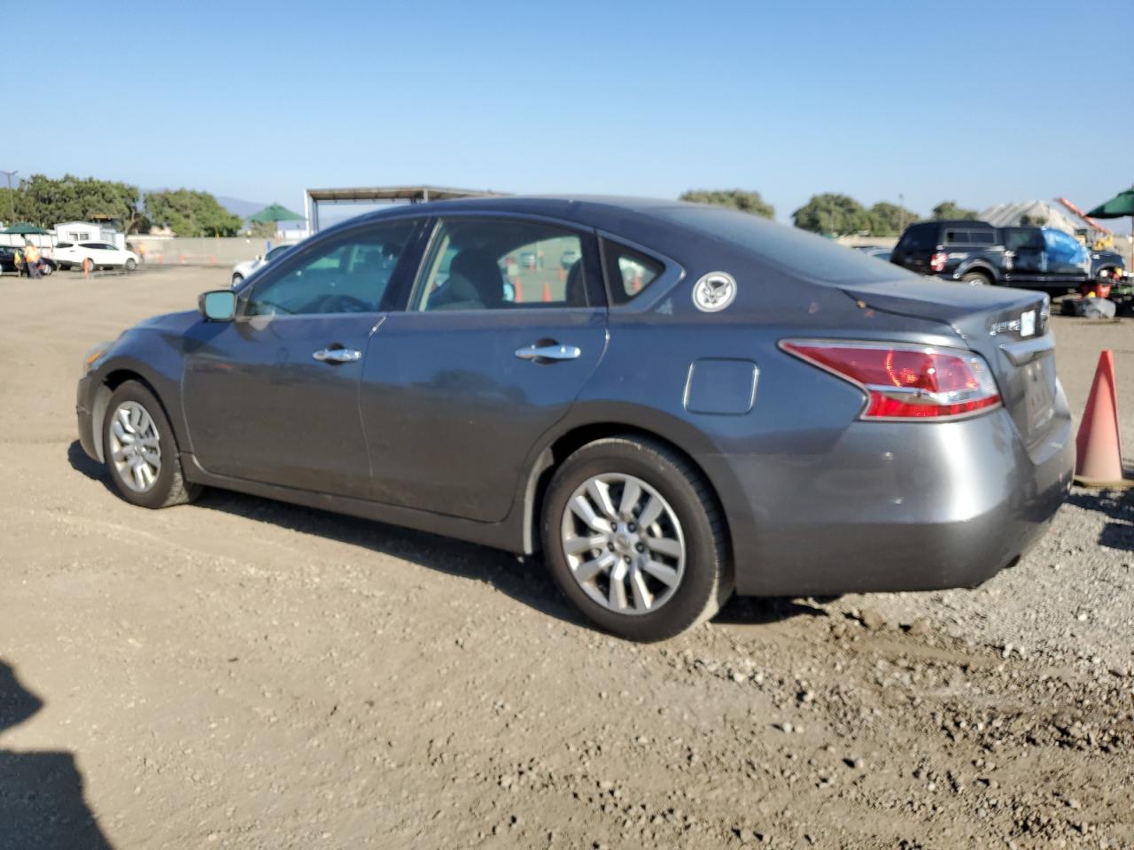 Image 2 of 2014 NISSAN ALTIMA 2.5 2014 with VIN 1N4AL3AP4EN330197