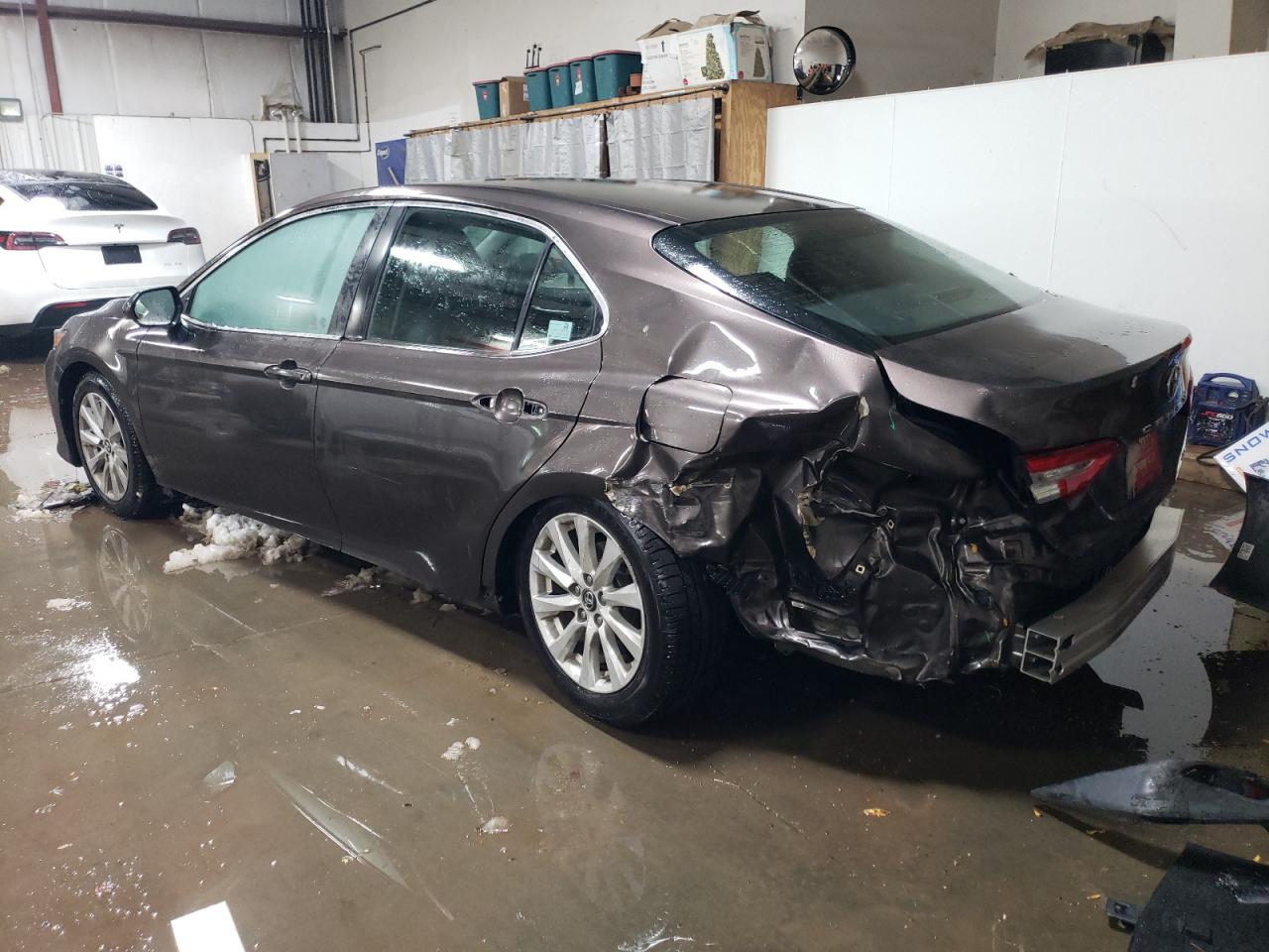 Image 2 of 2018 TOYOTA CAMRY L 2018 with VIN 4T1B11HK5JU609317