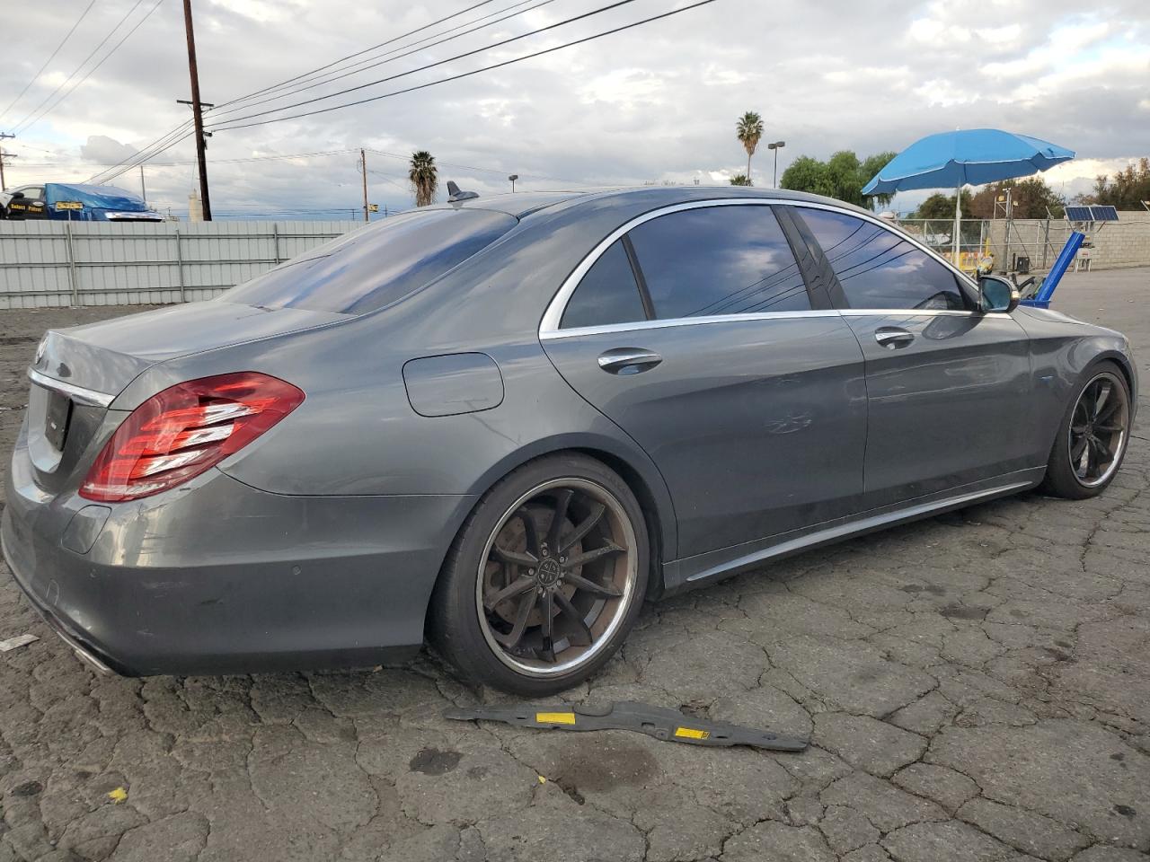 Obraz 3 z Mercedes-Benz S 550E 2017 z VIN WDDUG6DB4HA318856