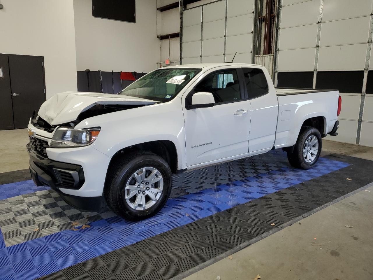 Изображение 1 2022 CHEVROLET COLORADO LT 2022 с VIN 1GCHSCEA2N1161838