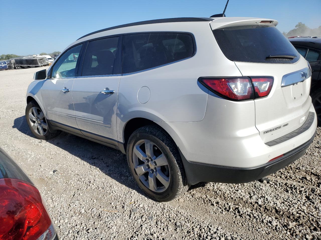 Image 2 of 2017 CHEVROLET TRAVERSE LT 2017 with VIN 1GNKVGKD9HJ102445