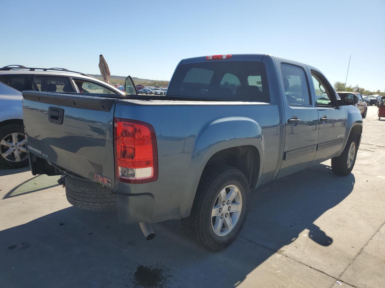 Obraz 3 z 2013 GMC SIERRA C1500 SLE 2013 z VIN 3GTP1VE0XDG142472