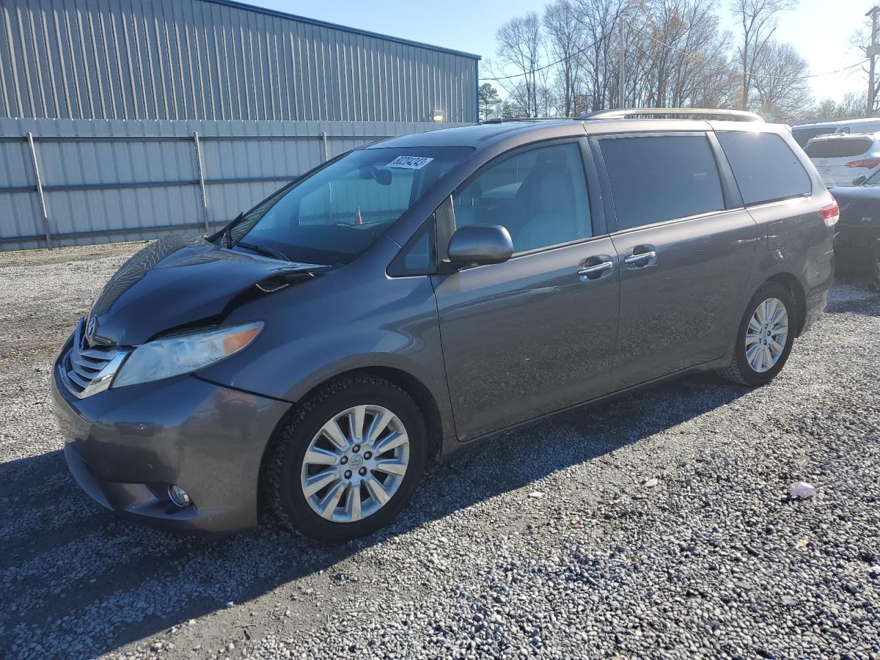 2012 TOYOTA SIENNA XLE 2012 image