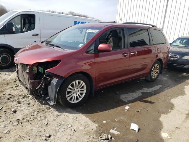 2017 TOYOTA SIENNA XLE 2017 image