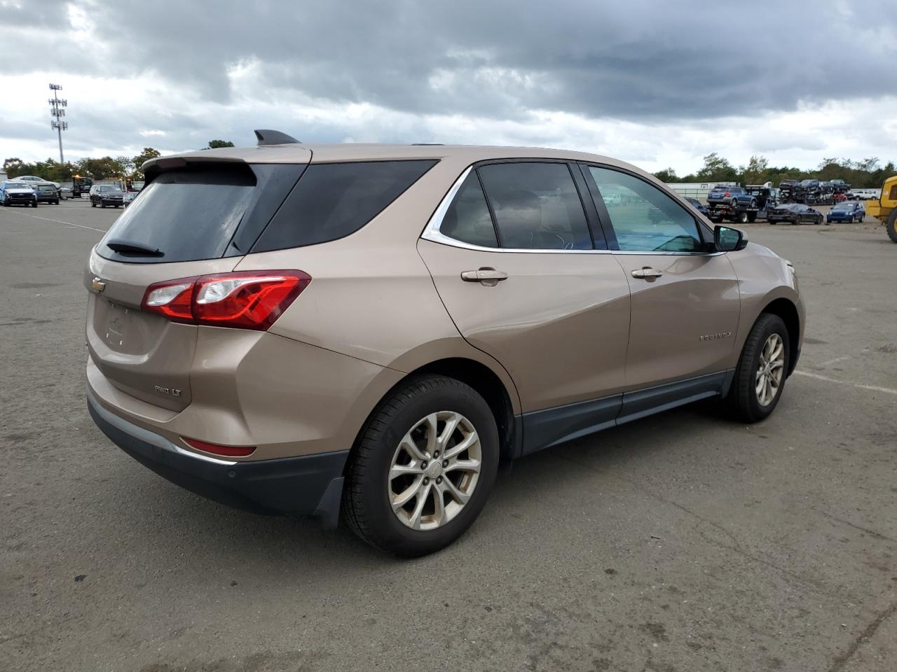 Image 3 of 2018 CHEVROLET EQUINOX LT 2018 with VIN 2GNAXSEV7J6178987