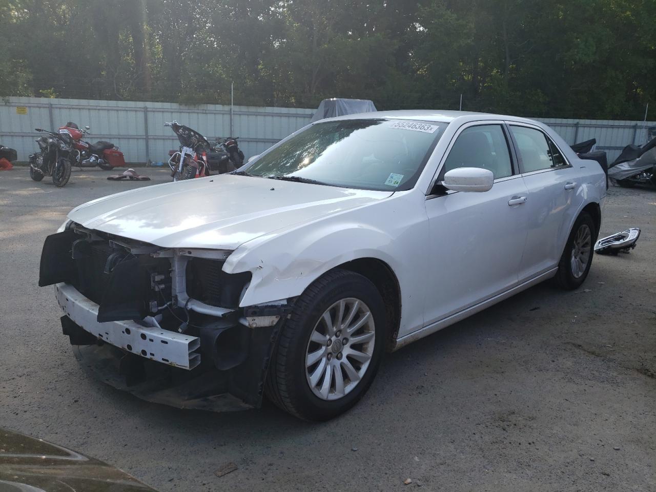 Изображение 1 2012 CHRYSLER 300  2012 с VIN 2C3CCAAG0CH261431