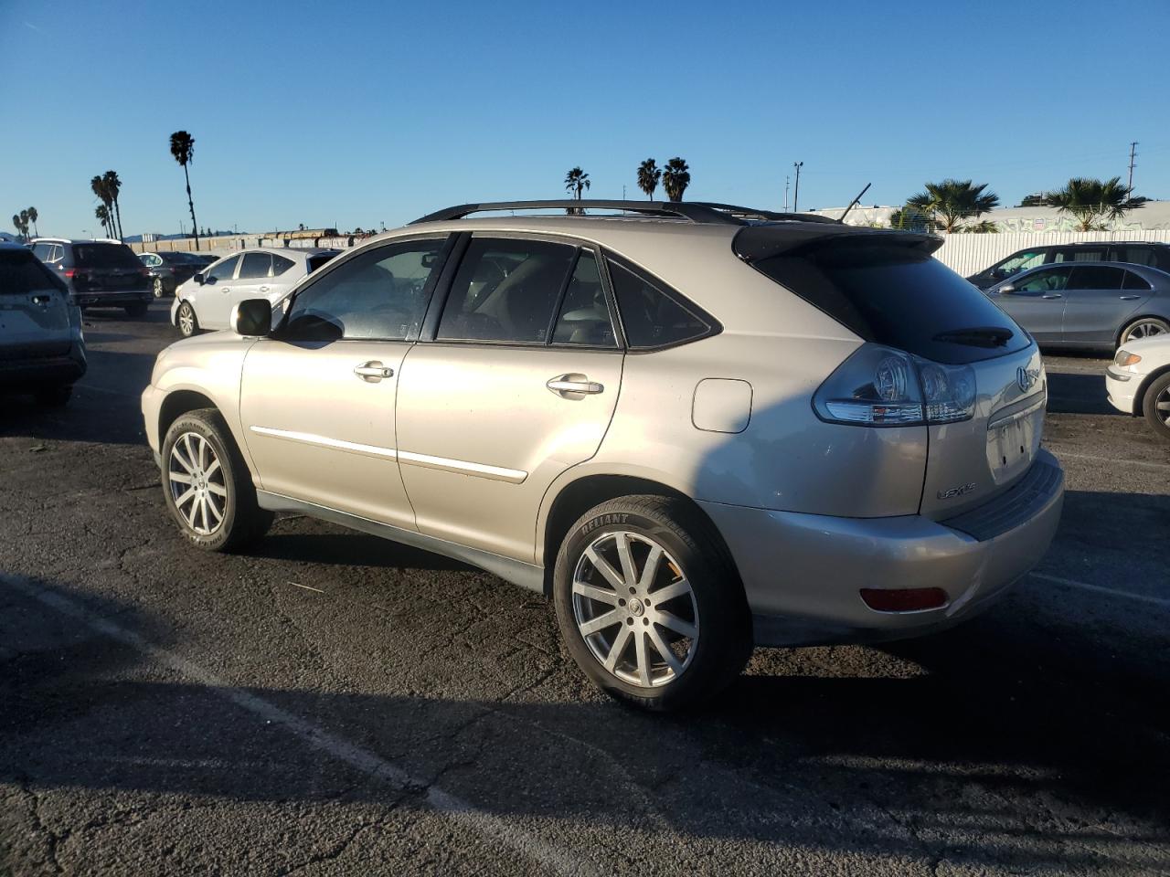 Изображение 2 2004 LEXUS RX 330 2004 с VIN JTJHA31UX40069719