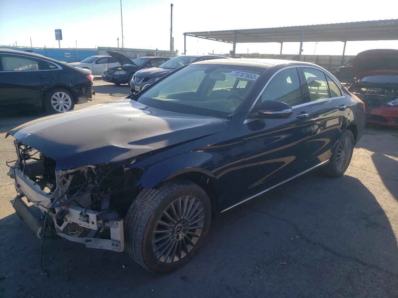 Obraz 1 z 2015 MERCEDES-BENZ C 300 4MATIC 2015 z VIN 55SWF4KB4FU029752