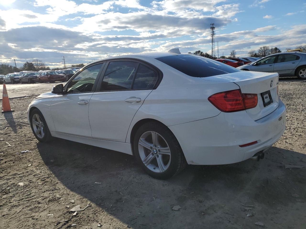 Image 2 of 2013 BMW 328 I SULEV 2013 with VIN WBA3C1C50DF438728