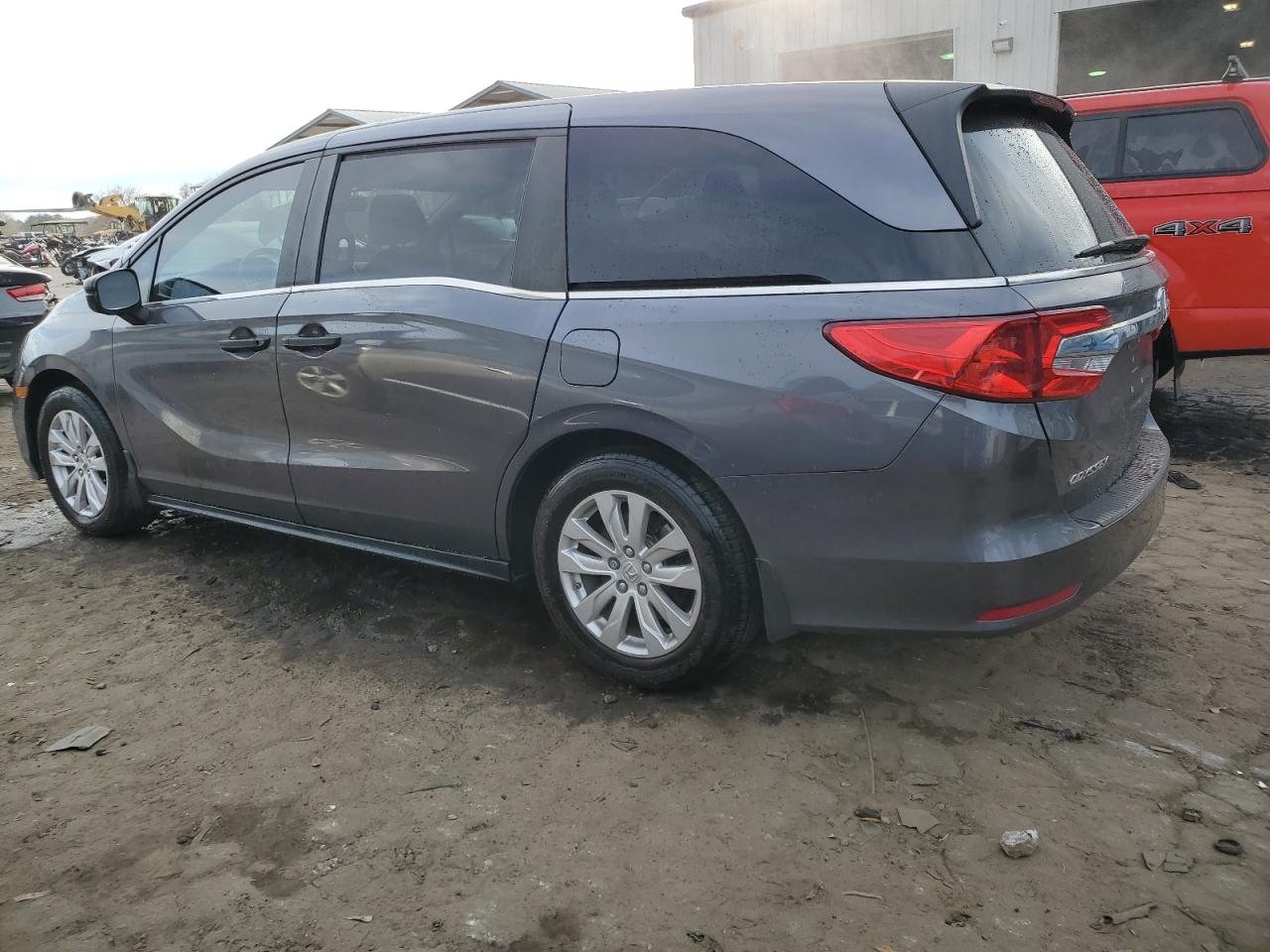 Image 2 of 2020 HONDA ODYSSEY LX 2020 with VIN 5FNRL6H28LB062310