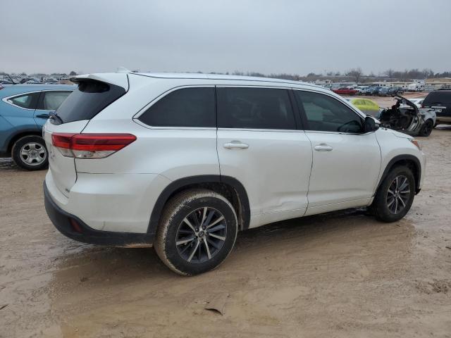 Изображение 3 2017 TOYOTA HIGHLANDER SE 2017 с VIN 5TDKZRFH9HS515264
